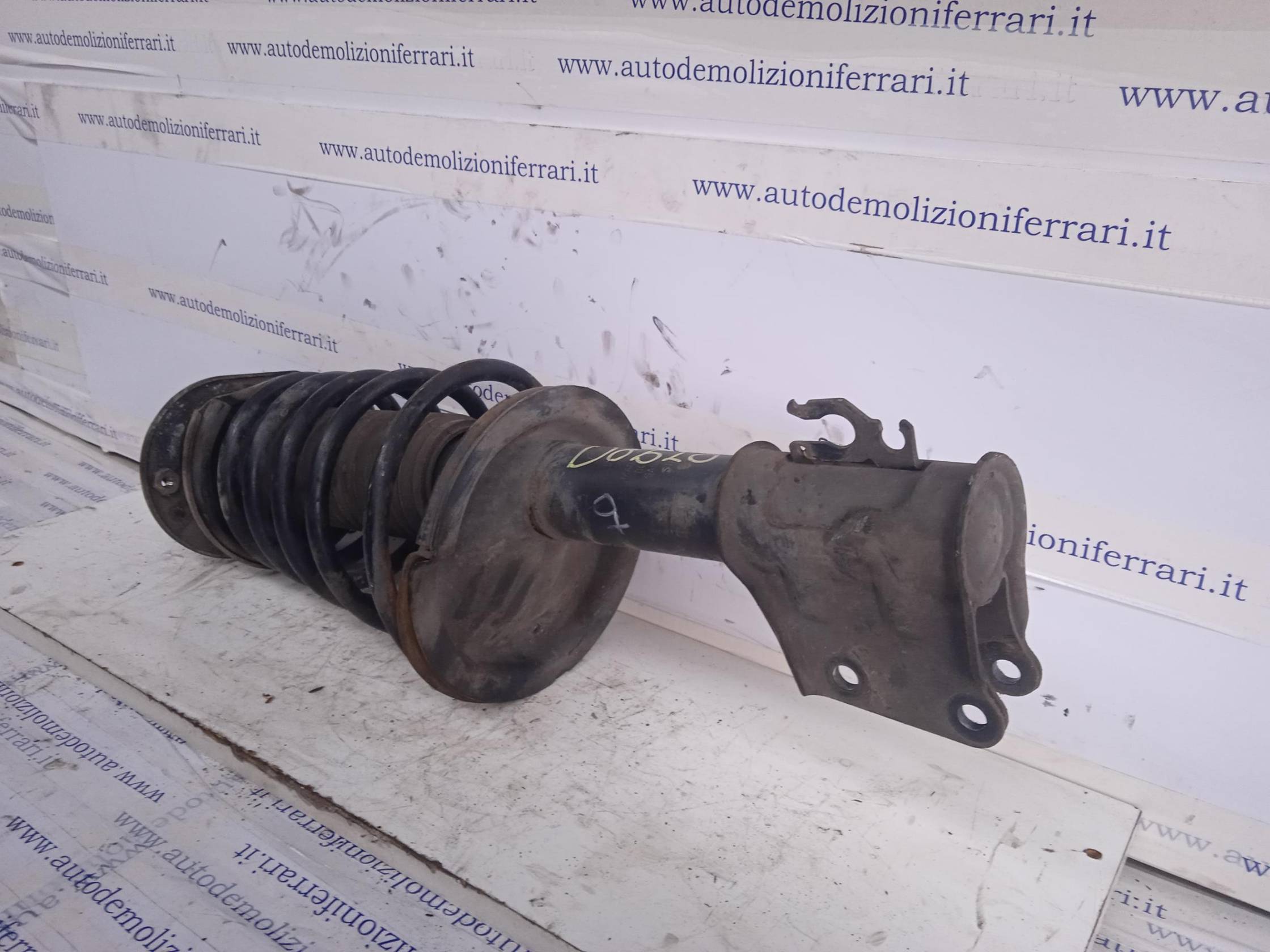 Ammortizzatore ant. dx.